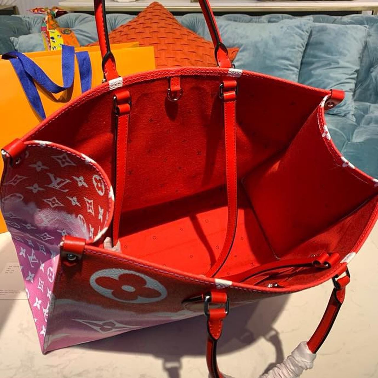 LV Escale Onthego GM Tote Bag Red For Women, Shoulder Bags 16.1in/41cm LV M45121