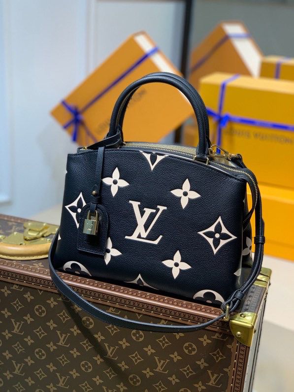 LV Petit Palais Monogram Flowers Beige For Women, Shoulder And Crossbody Bags 11.4in/29cm LV M58913