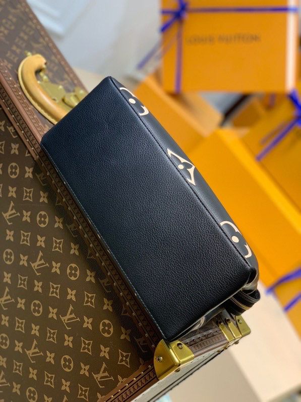 LV Petit Palais Monogram Flowers Beige For Women, Shoulder And Crossbody Bags 11.4in/29cm LV M58913