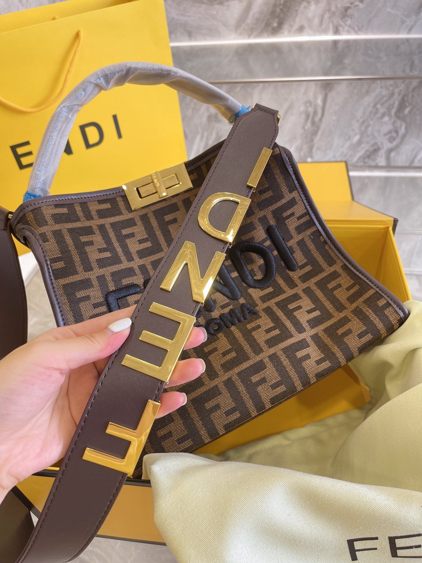 New Arrival Bags FEI 221