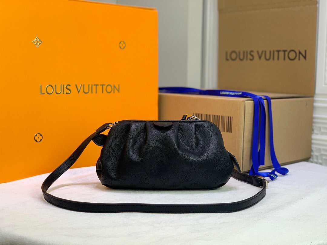 New Arrival Bags LUV 122