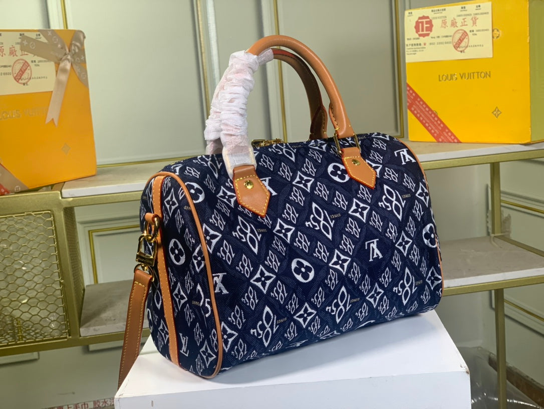 New Arrival Bags LUV 110