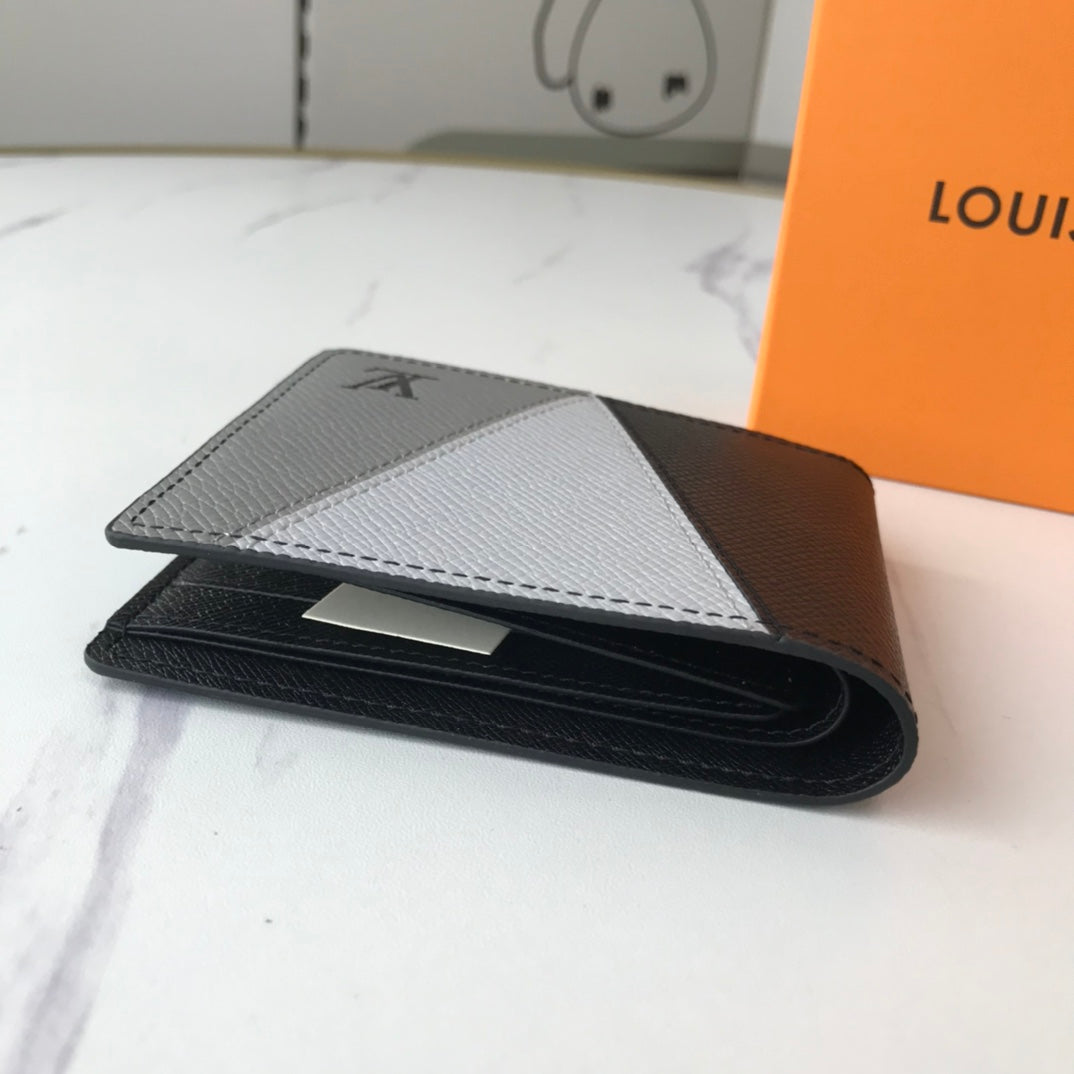 New Arrival Wallet LUV 011