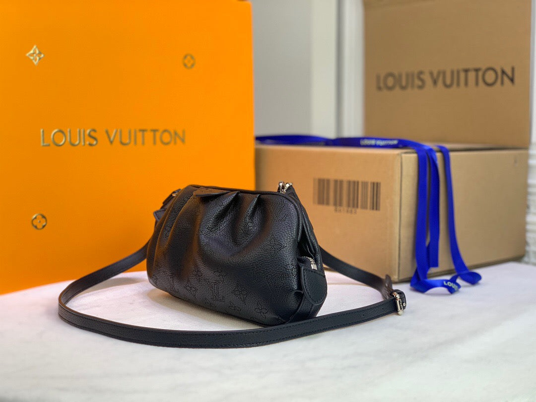 New Arrival Bags LUV 122