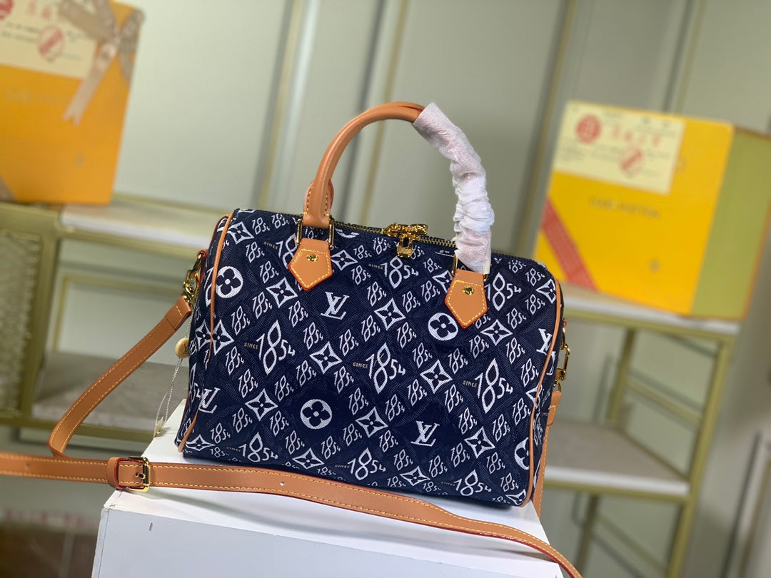 New Arrival Bags LUV 110