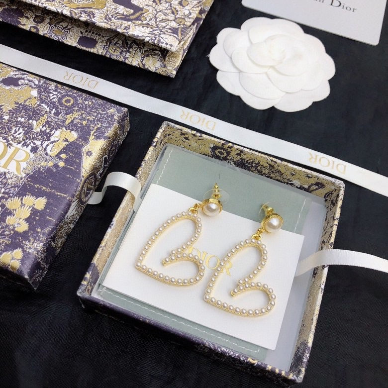 FC - Women Earring DIR 002