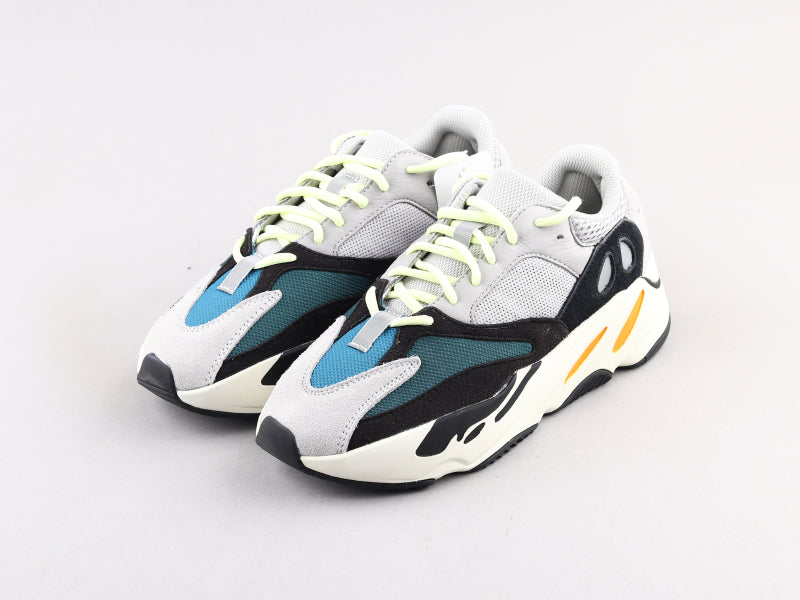 FC - Yzy 700 Wave Sneaker