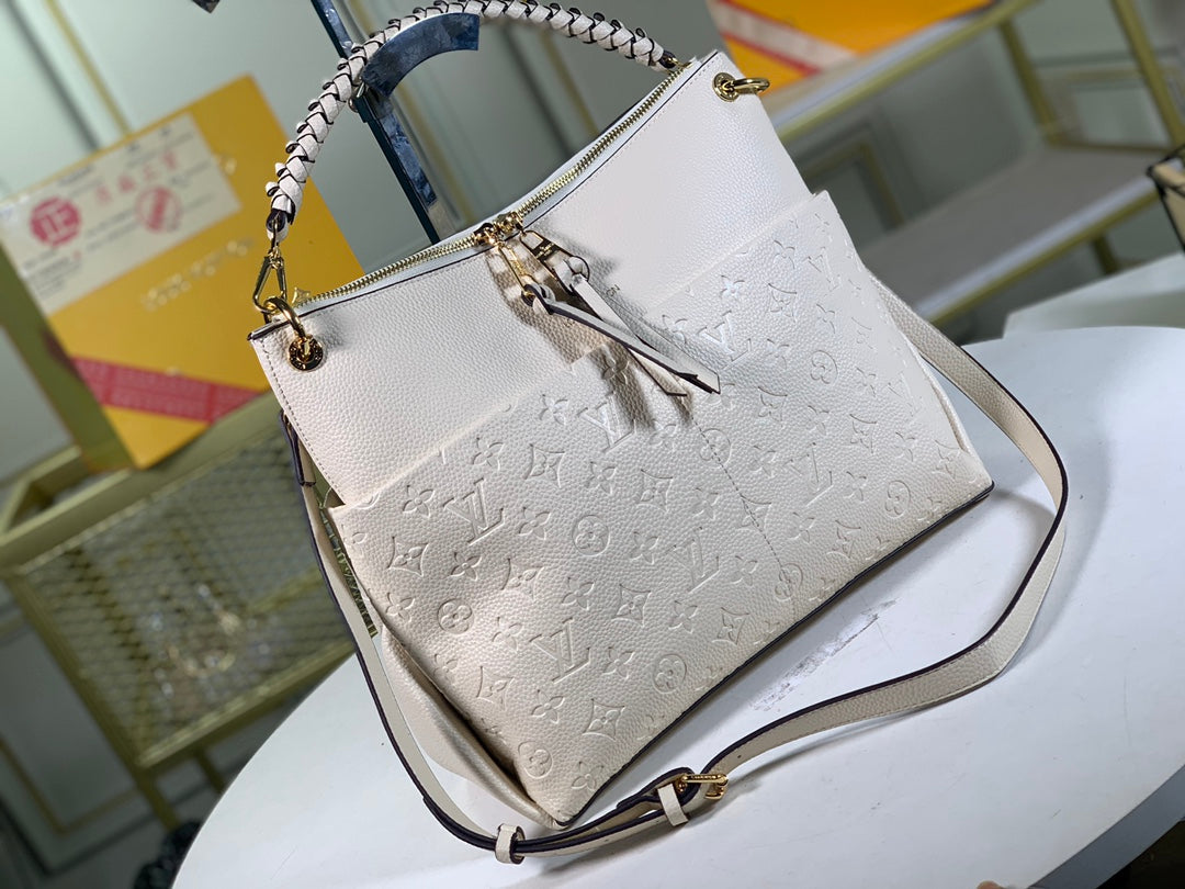 New Arrival Bags LUV 112