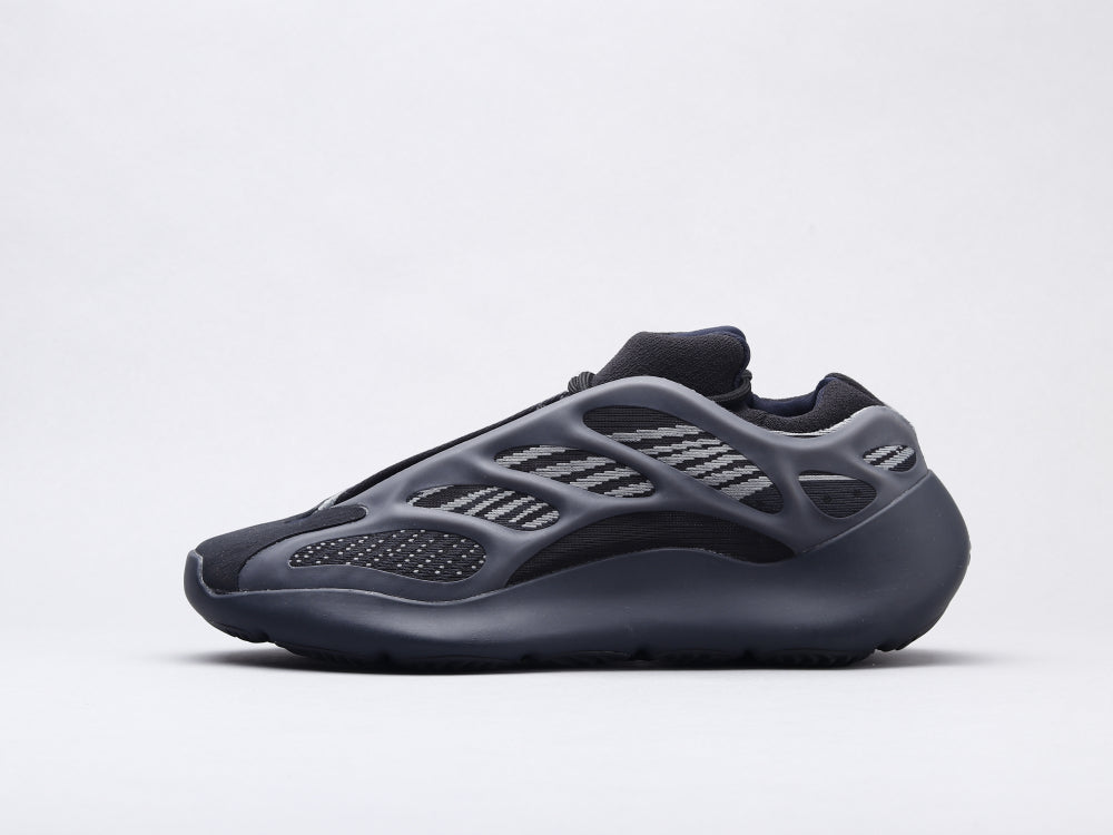 FC - Yzy 700 Alvah Sneaker