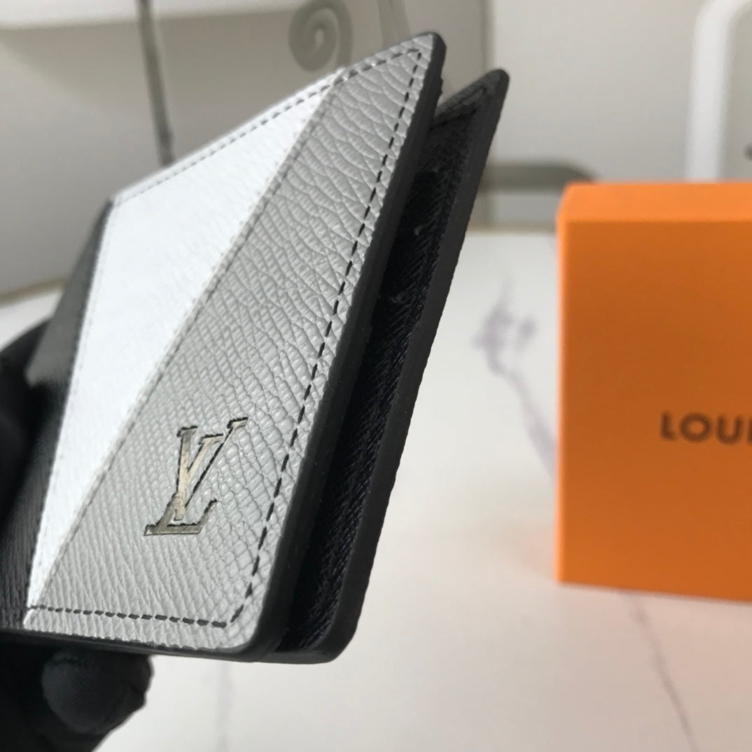 New Arrival Wallet LUV 011