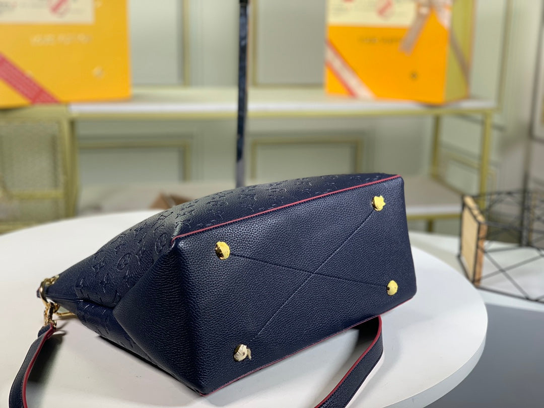 New Arrival Bags LUV 112