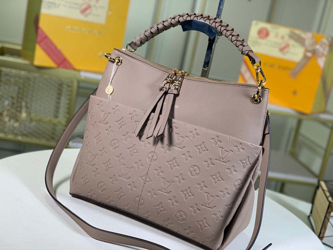 New Arrival Bags LUV 112