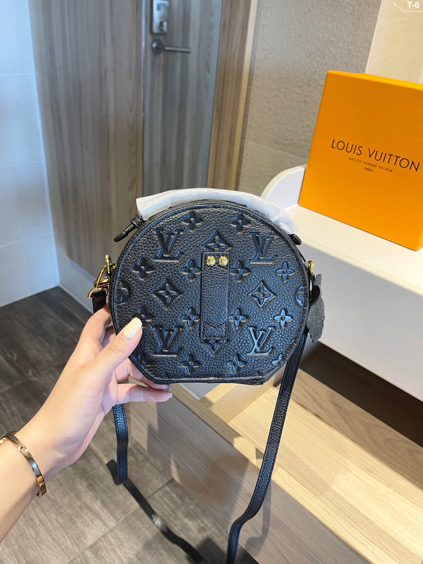 New Arrival Bags LUV 495