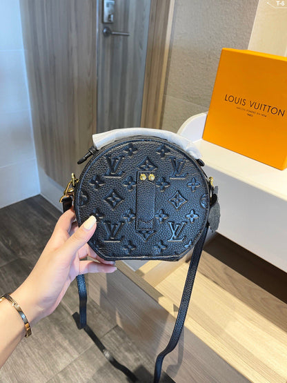 New Arrival Bags LUV 495