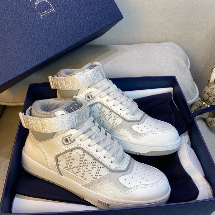 FC - DIR B27 High White Gray