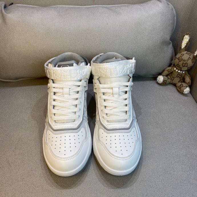 FC - DIR B27 High White Gray