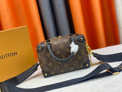 New Arrival Bags LUV 662