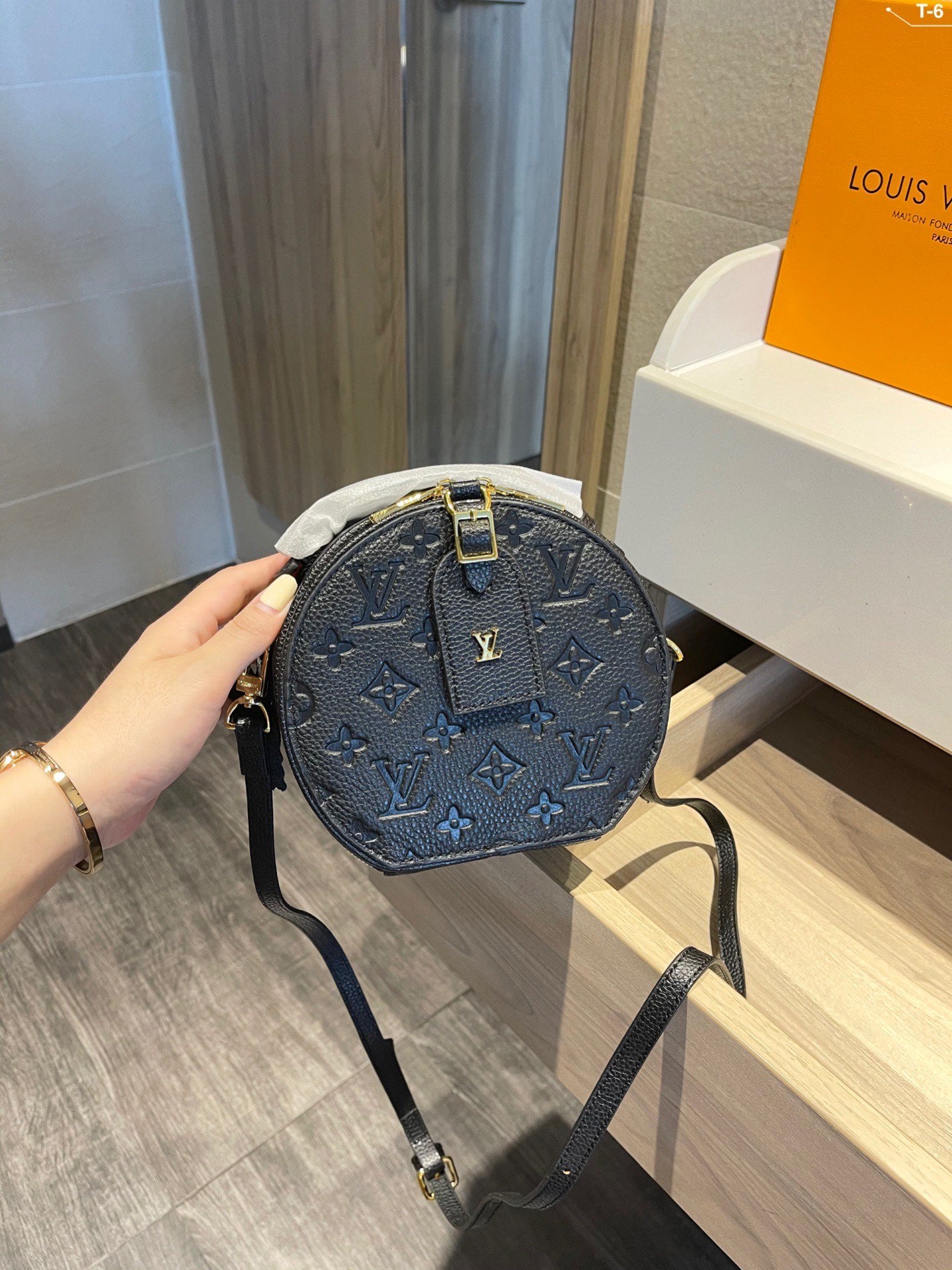 New Arrival Bags LUV 495