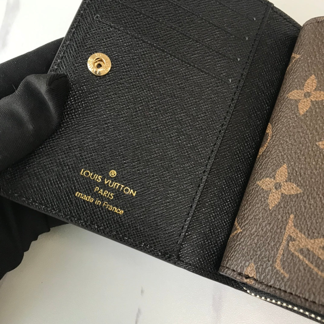 New Arrival Wallet LUV 039