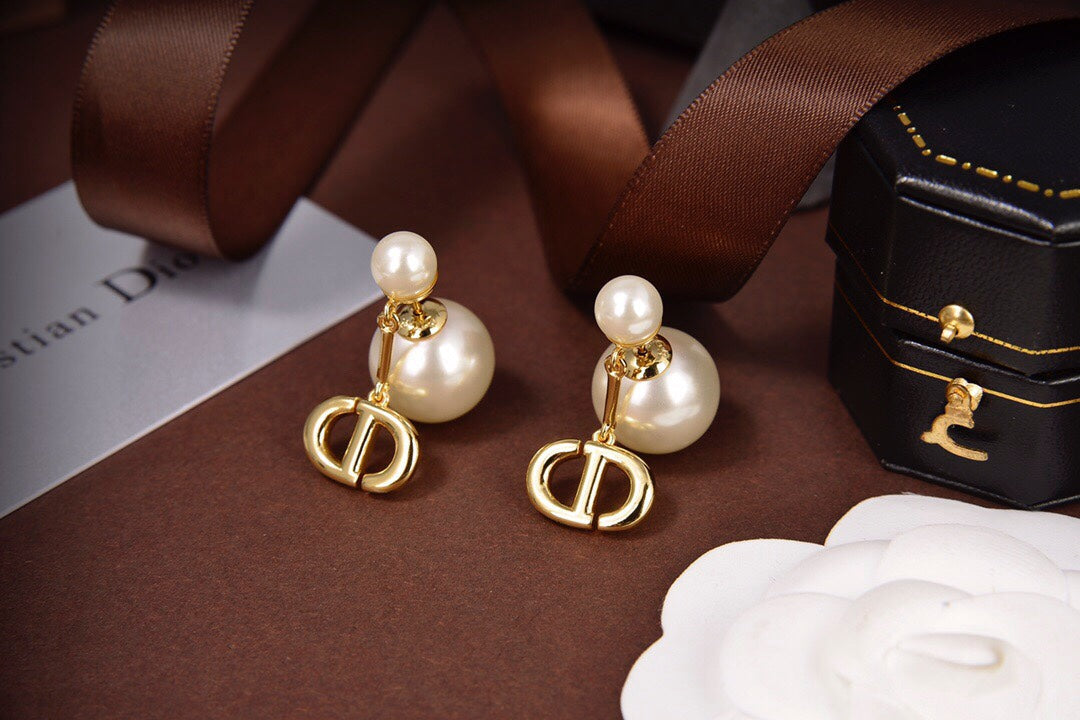 FC - Women Earring Dir 017