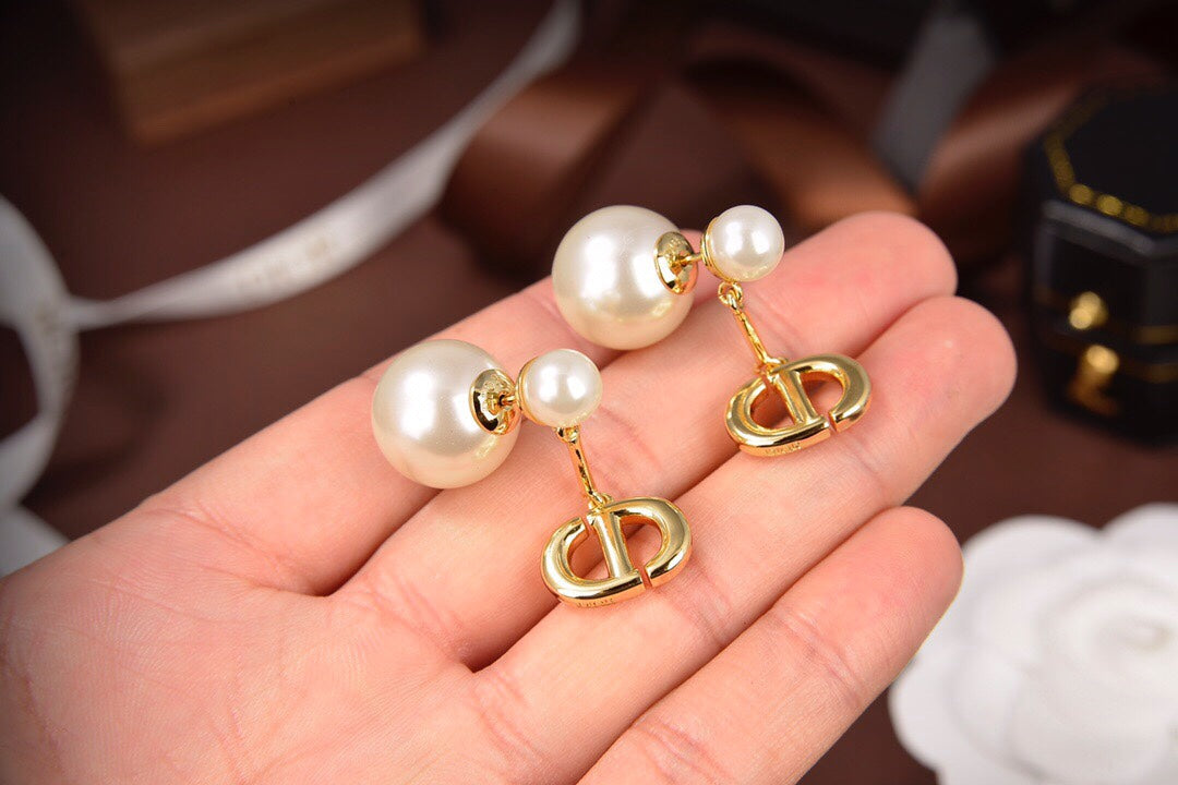 FC - Women Earring Dir 017